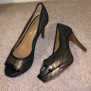 Elie Tahari Lace Platform Heels Size 36